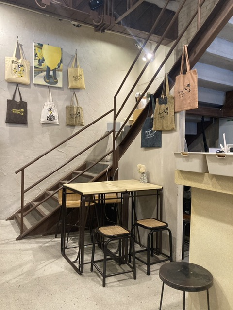 マンゴータンゴ店内写真